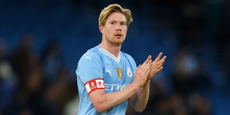 Kevin De Bruyne là tiền vệ tấn công hay nhất từng thi đấu ở giải NHA